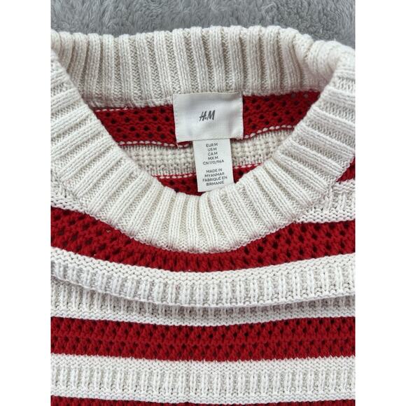 Red Cream Striped Cozy Textured Cropped Sweater Women's Size M - Picture 3 of 4